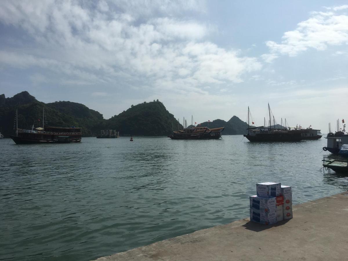 Hoang Ngoc Hotel Dong Khe Sau Екстер'єр фото